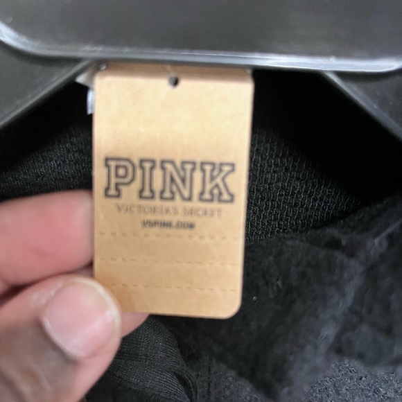 Pink - Picture 5 of 6